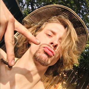 Meet your Posher, Kaleb